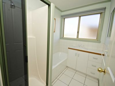 9 Racecourse Crescent, TURNERS BEACH, Turners Beach - Thumbnail 8
