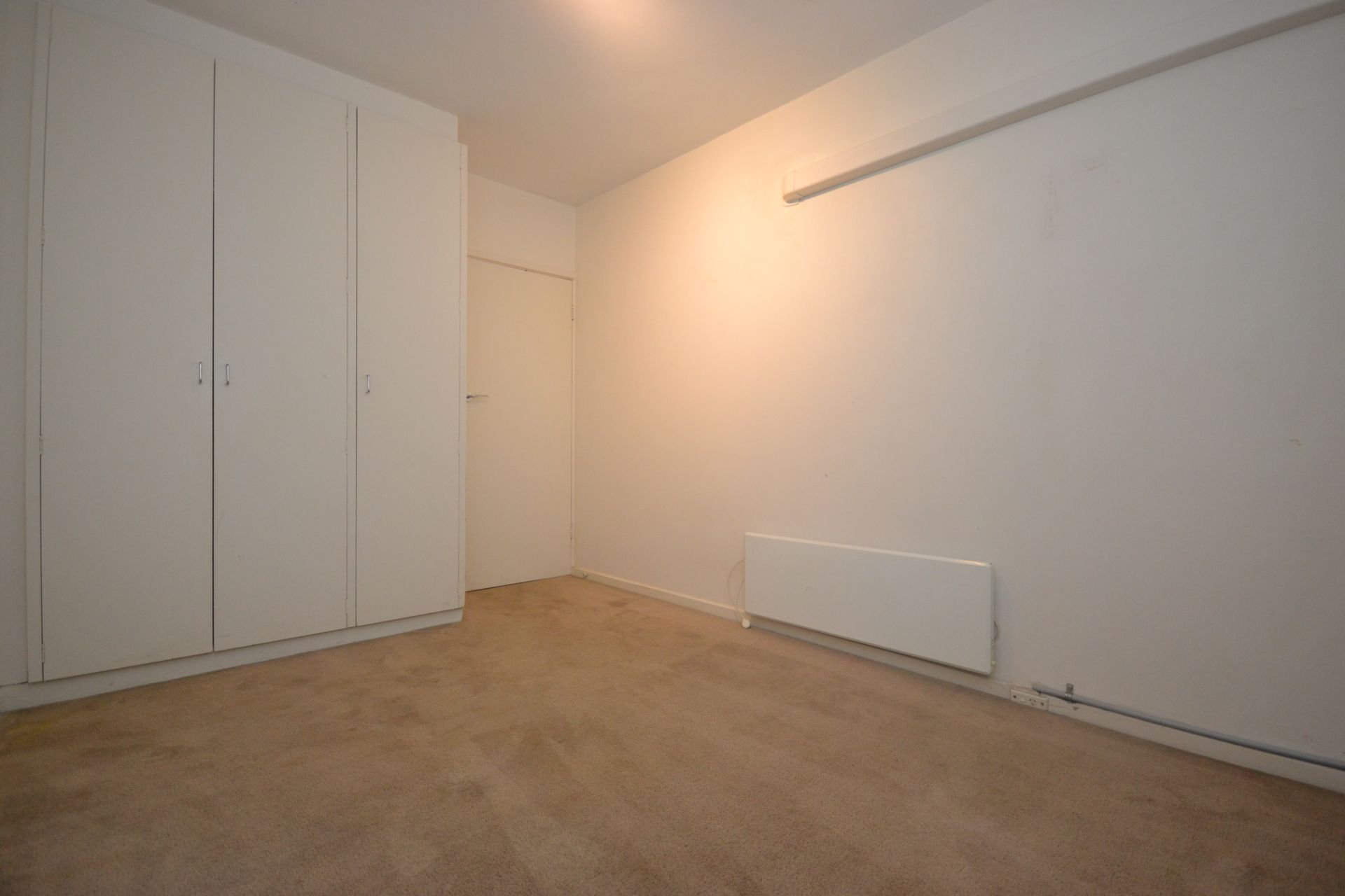 LIGHT, BRIGHT, AND CONVENIENTLY LOCATED!