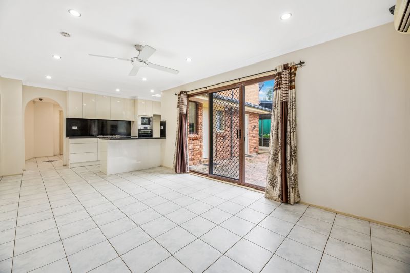 6 Bergin Place, Minchinbury