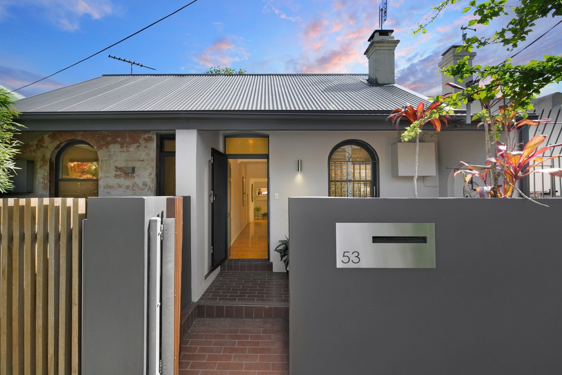 53 Brown Street, ST PETERS, St Peters - Thumbnail 4