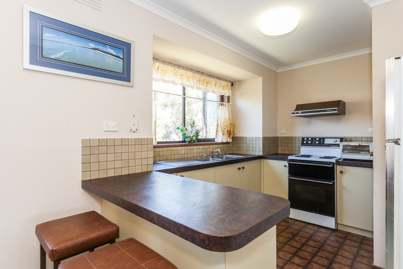 10 Painkalac Court, Aireys Inlet, VIC, Aireys Inlet - Thumbnail 2