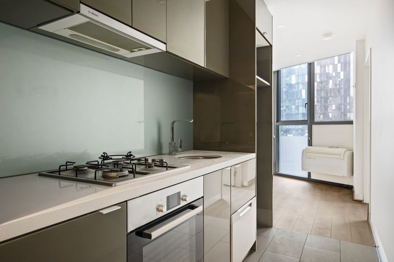 1103/33 Clarke Street, Southbank - Thumbnail 4