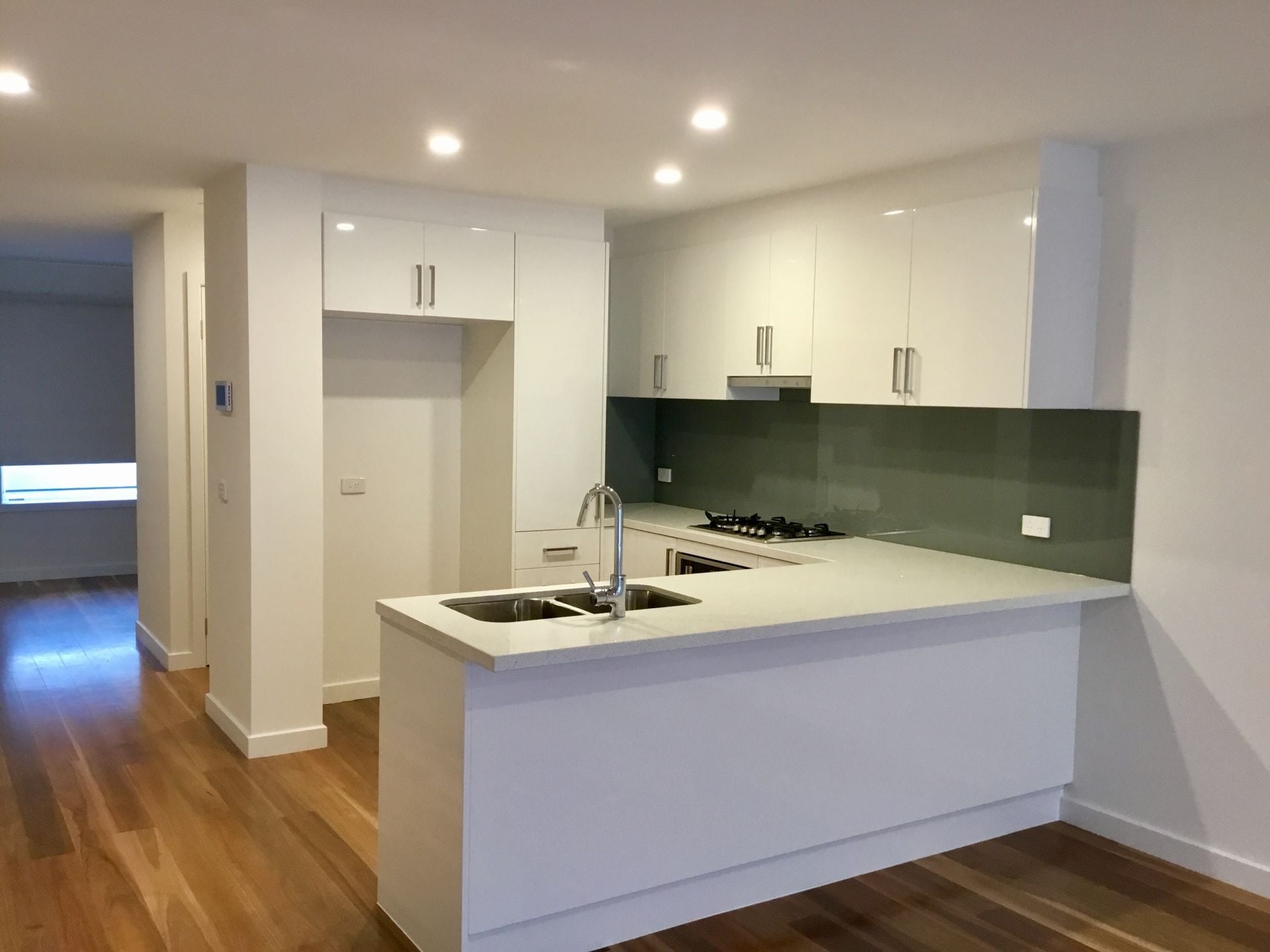 Light and Bright, 2 Bedroom Townhouse