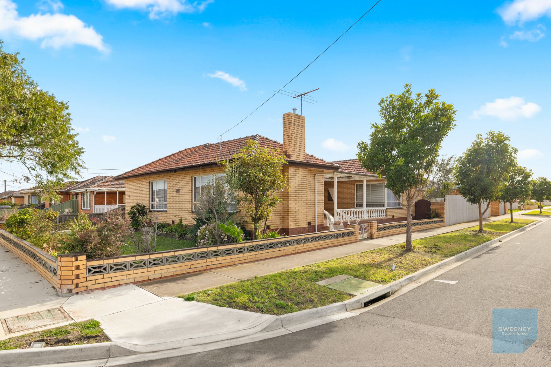 74 Whitesides Avenue, Sunshine West - Thumbnail 3