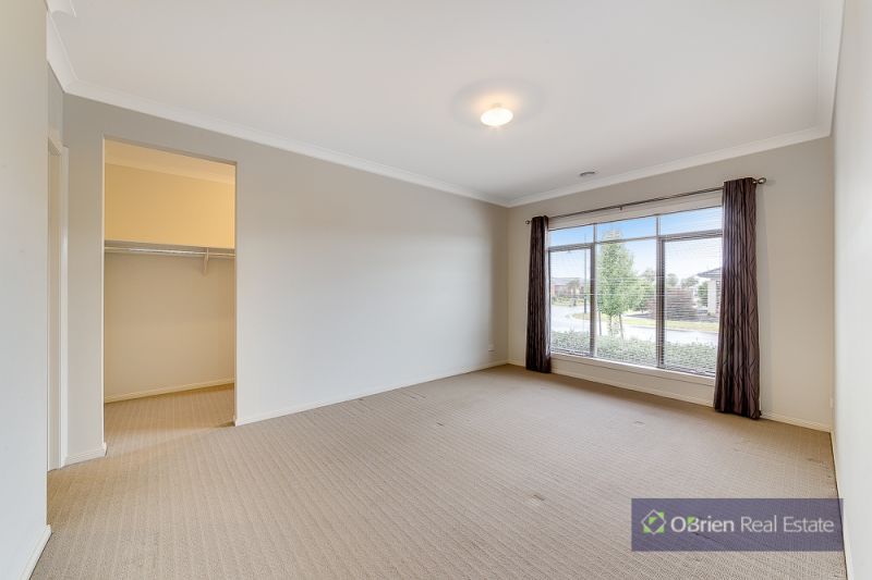 51 Charlbury Crescent, Cranbourne OBrien Real Estate