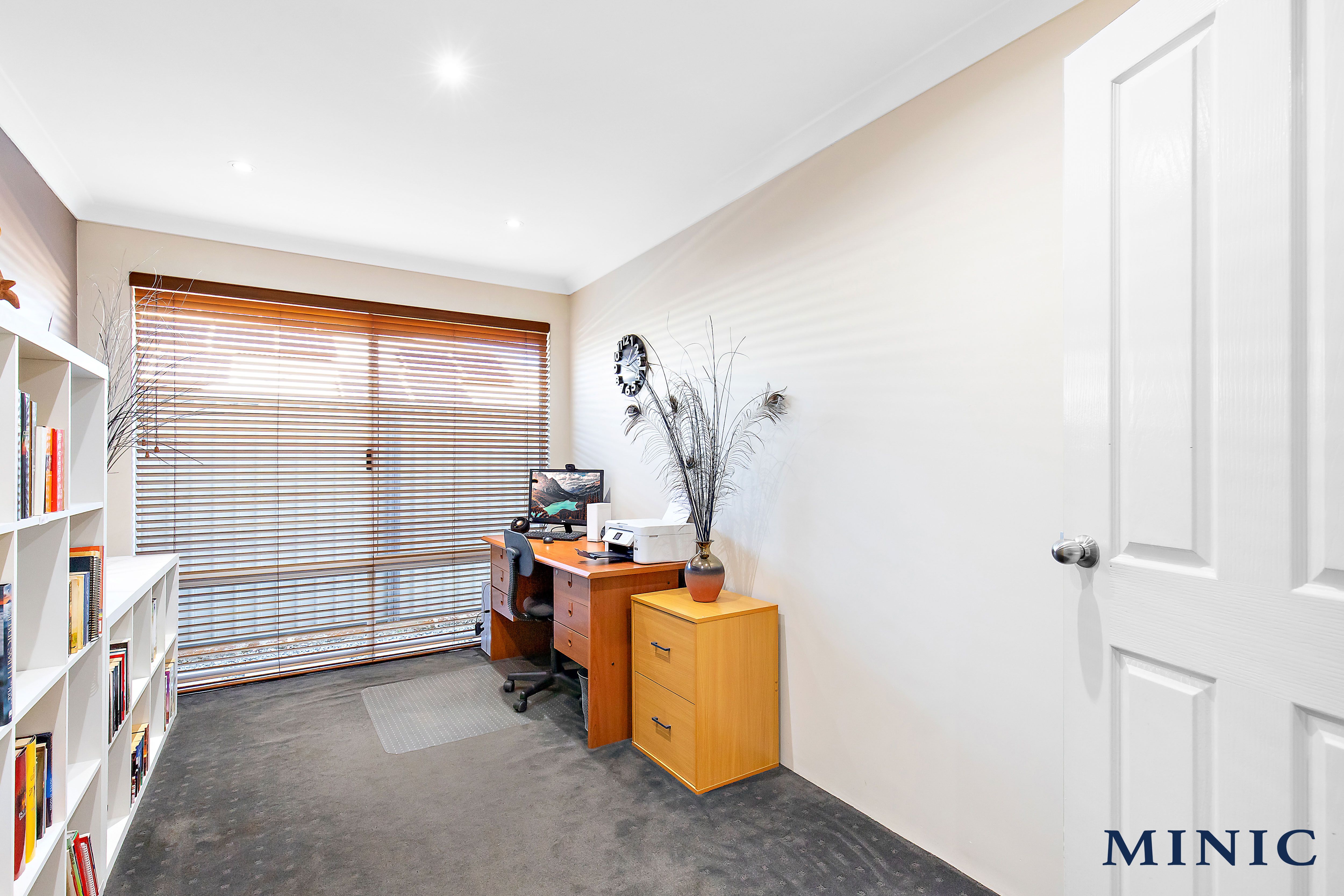 15 Burgess Drive, Byford