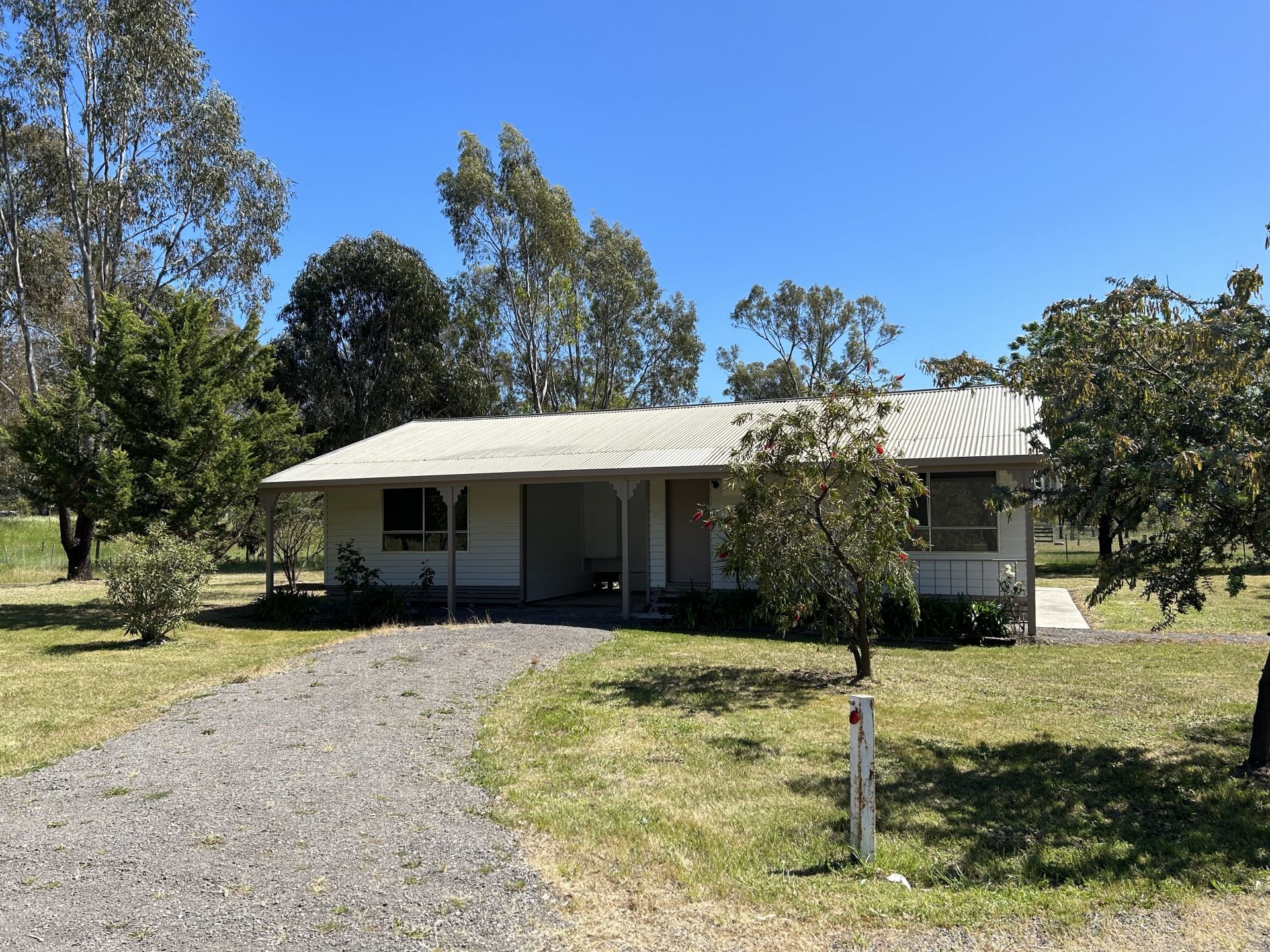 282 Steel Road, BENALLA Living Here Benalla