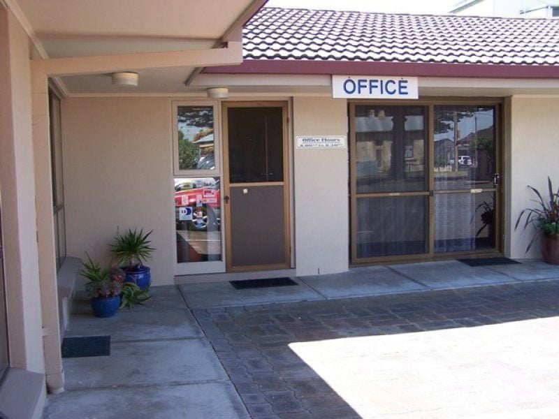 13 Railway Terrace Beachport SA, Beachport - Thumbnail 6