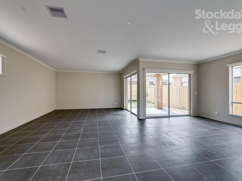 26 Fashoda Drive MERNDA, Mernda - Thumbnail 5