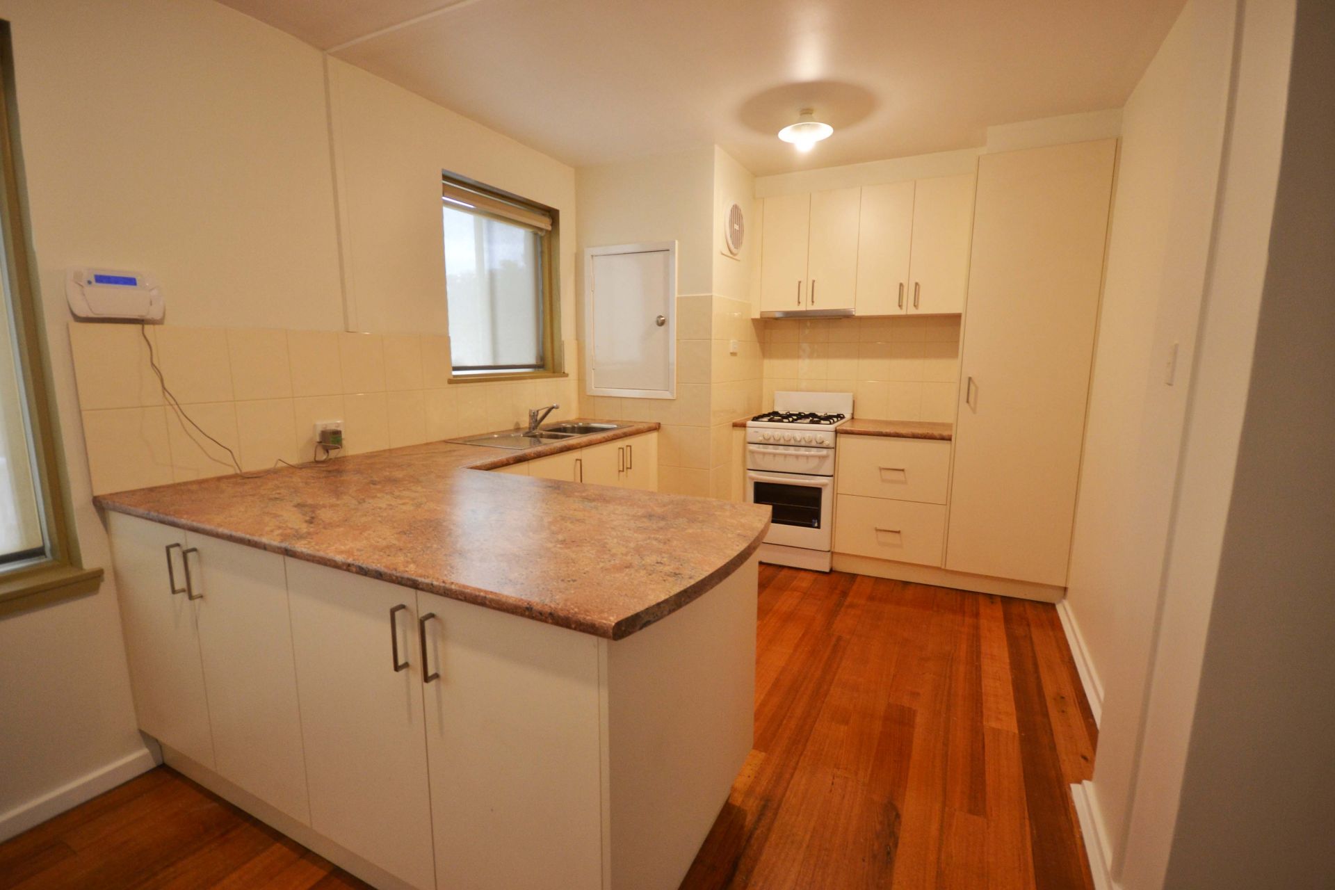 RENOVATED UNIT IN A GREAT LOCATION