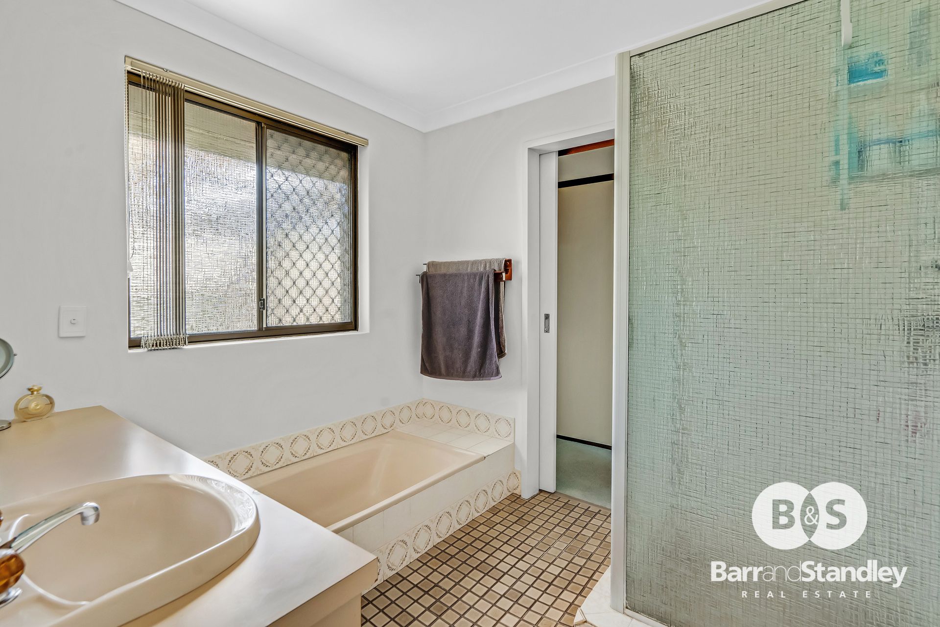 8 Bunning Boulevard East Bunbury , WA