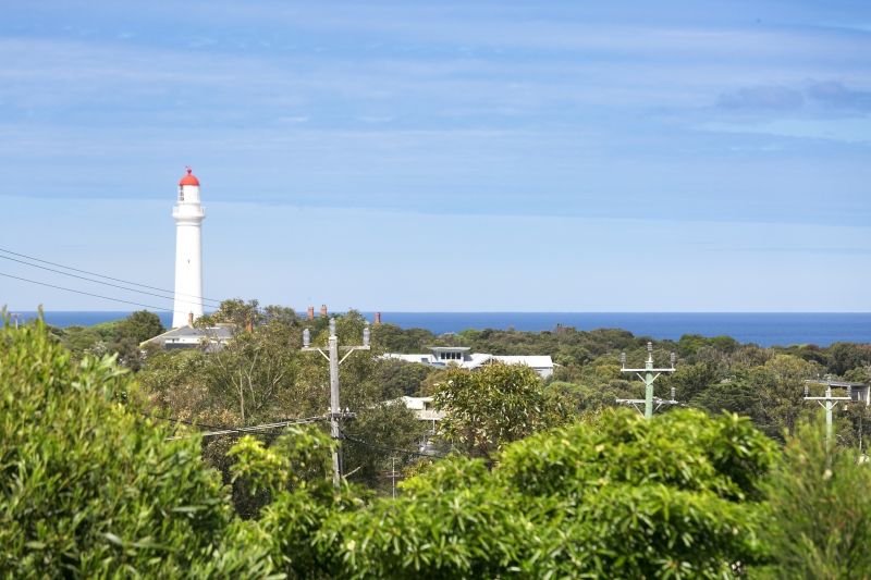 39 Great Ocean Road, Aireys Inlet - Thumbnail 3