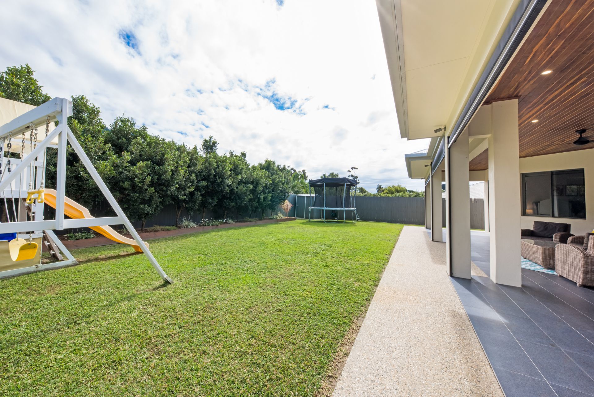 120 Jubilee Pocket Road, Jubilee Pocket Taylors Property Specialists