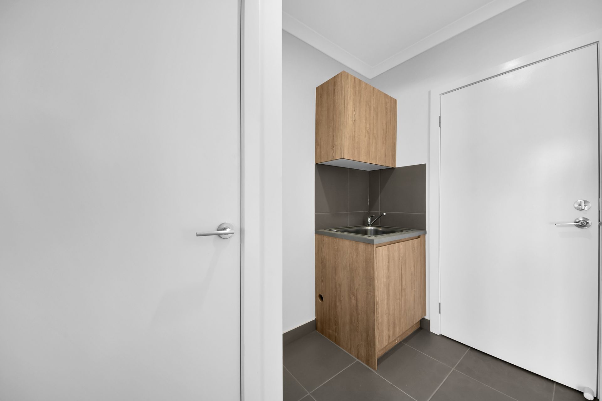 Modern & Brand New Townhouse