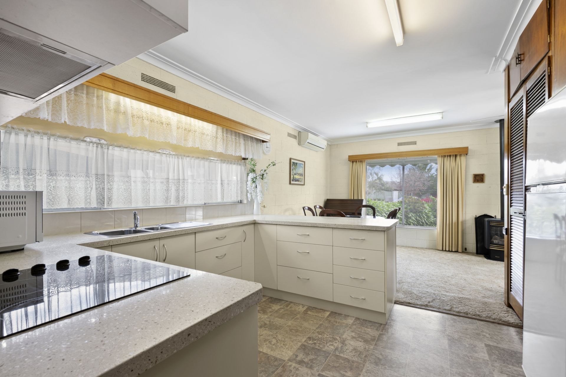30 Park Street, Wendouree, Wendouree - Thumbnail 8