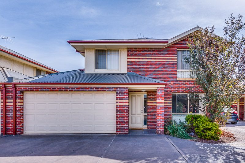 8/125 Gisborne Road, Bacchus Marsh - Thumbnail 2