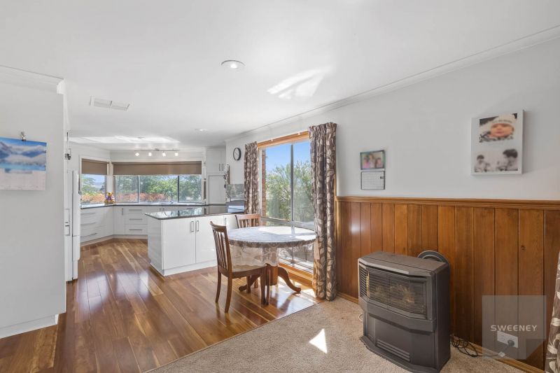 49 Clifton Drive, Bacchus Marsh - Thumbnail 7