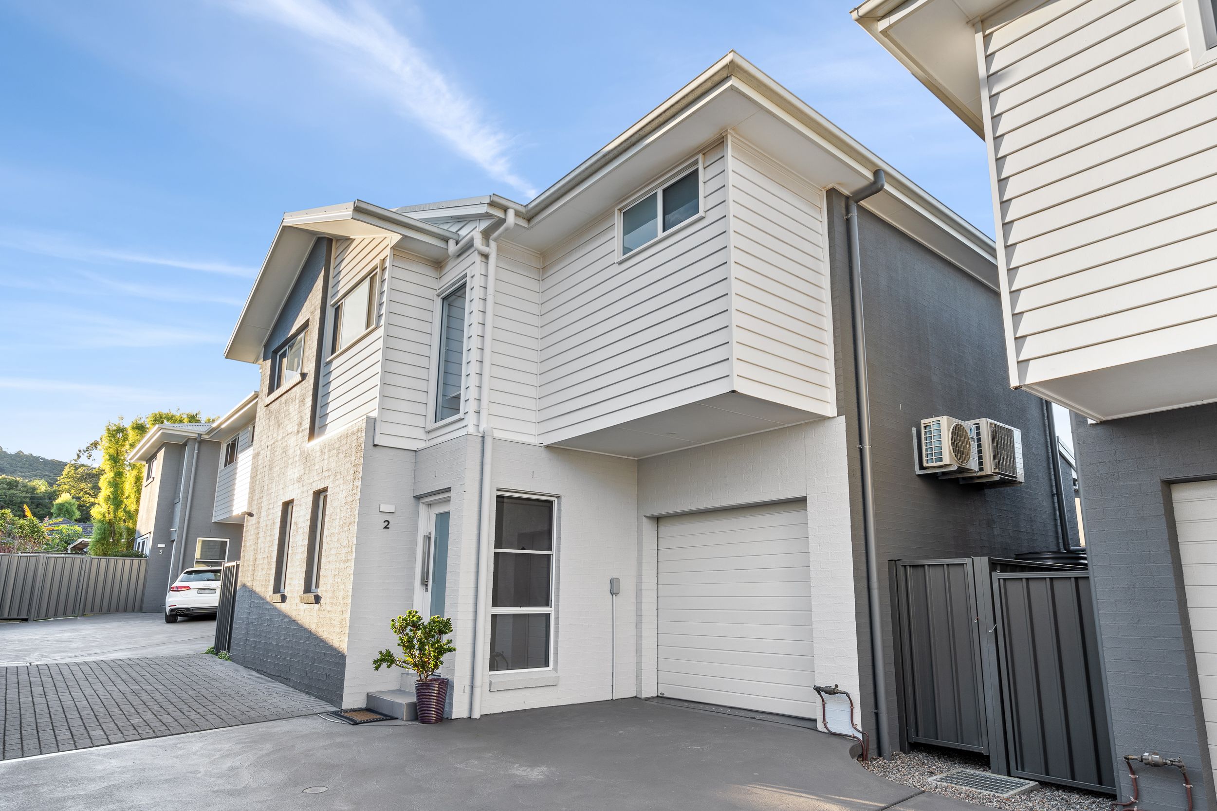 Sold property 2/43 Seaman Avenue Warners Bay , NSW 2282