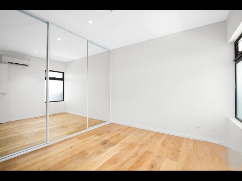 2/891 Toorak Road, Camberwell - Thumbnail 5