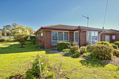 1/74 Valley Road, Devonport, Devonport - Thumbnail 2