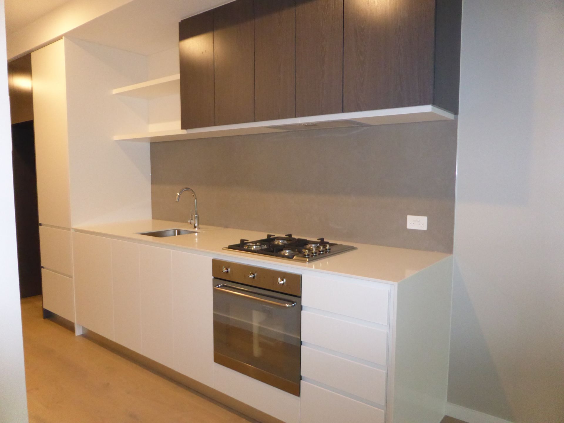MODERN LIVING AND SEMI FURNISHED