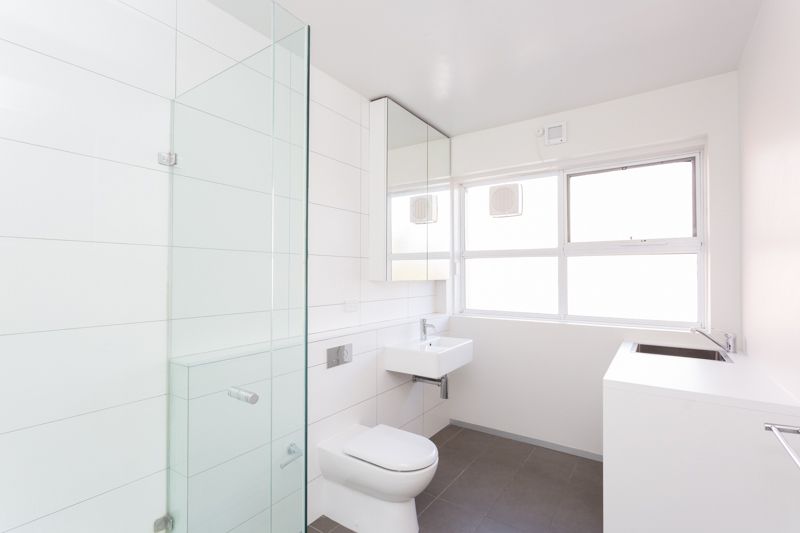 8/47 Spenser Street, St Kilda - Thumbnail 7
