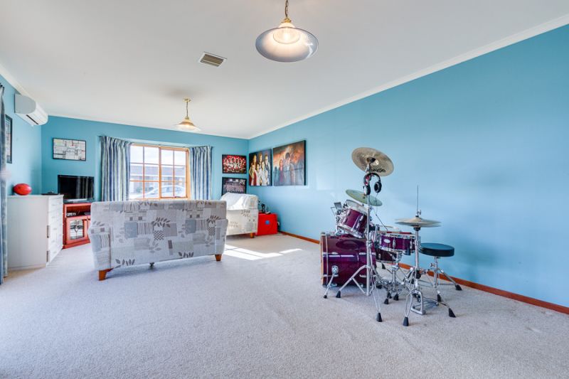 9 Ascot Avenue, Bacchus Marsh - Thumbnail 6