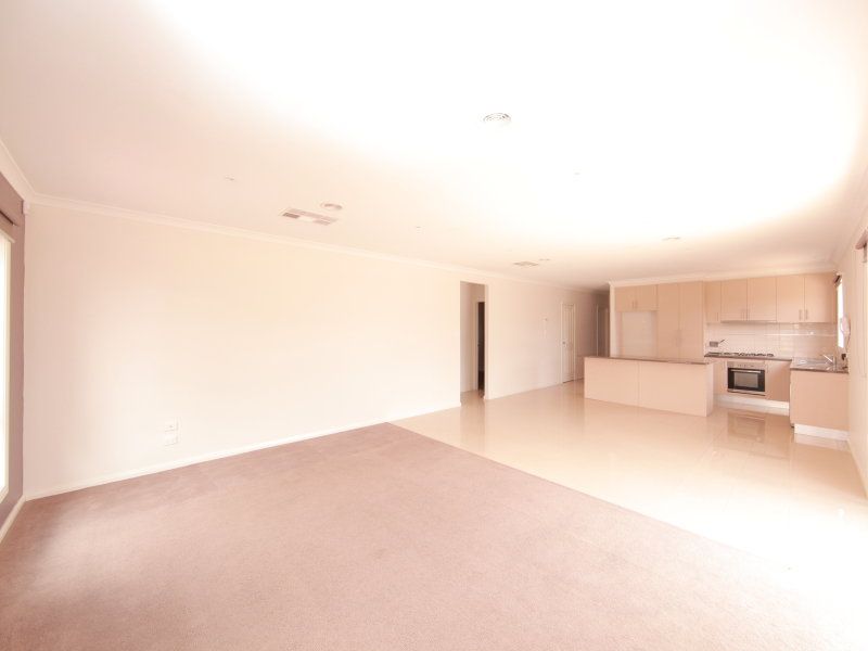 1 Cabarita Crescent SOUTH MORANG, South Morang - Thumbnail 7