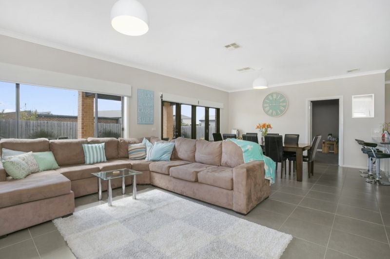 19 Oakdean Boulevard Ocean Grove VIC, Ocean Grove - Thumbnail 5
