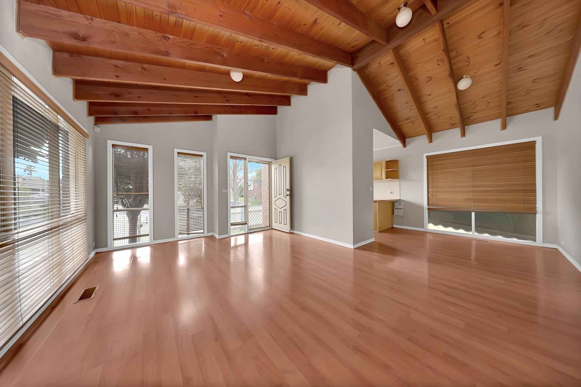 Stylish Living In Mill Park Heights