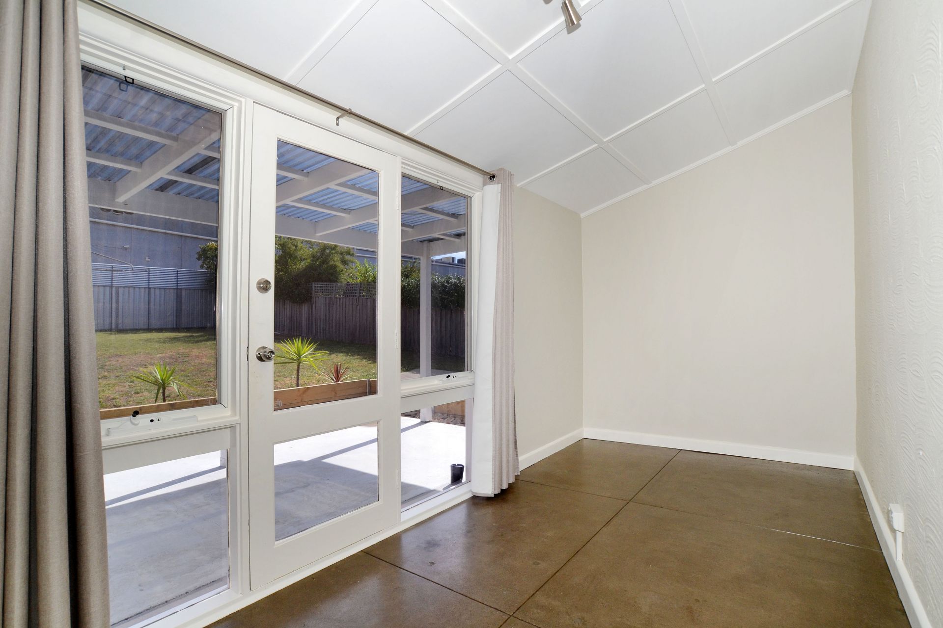 One Weeks Free Rent - Perfectly Renovated Home