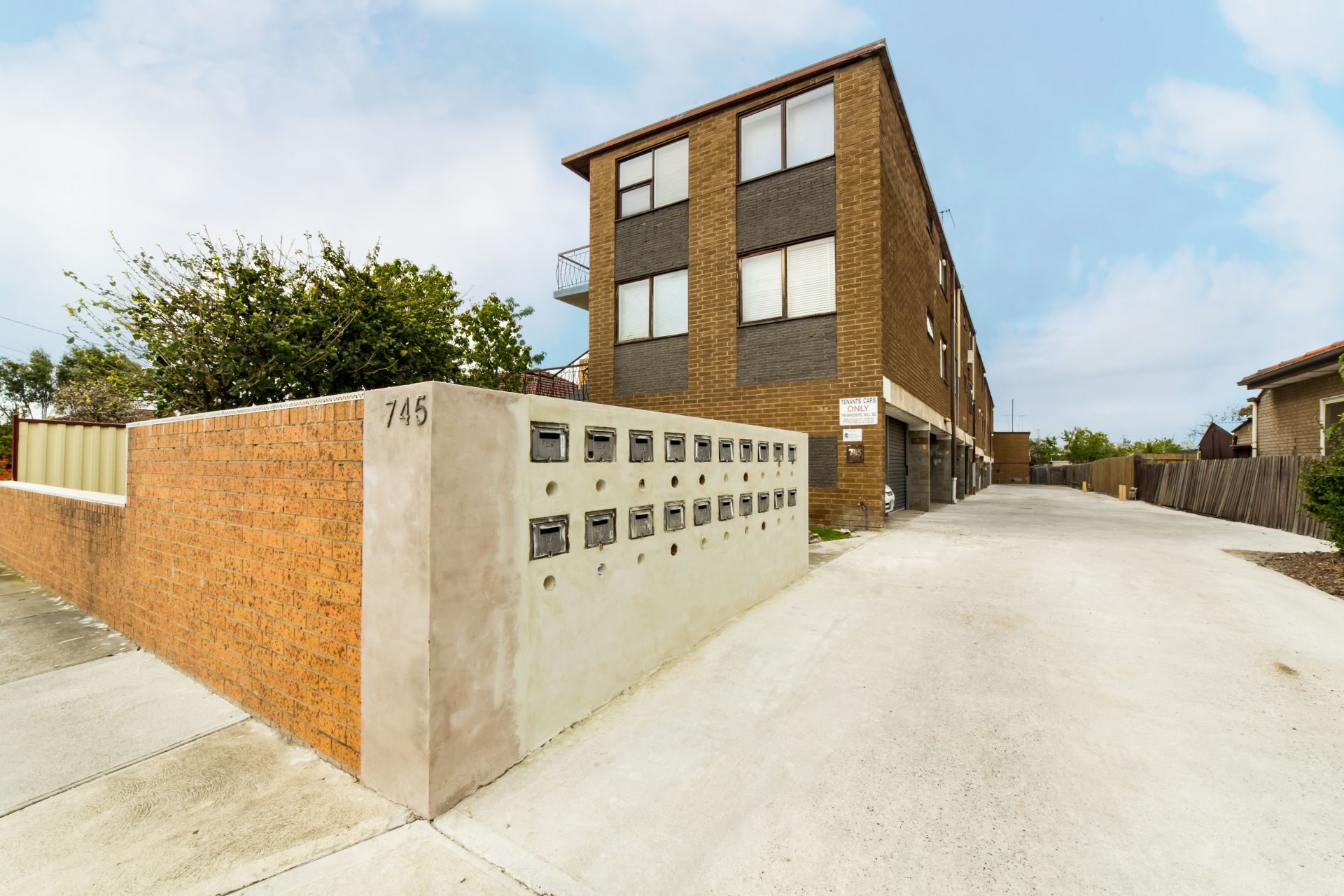 10/745 Barkly Street, West Footscray - Thumbnail 2